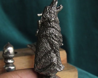 Pewter Bottle Stopper - Howling Wolf
