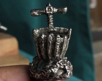Pewter Bottle Stopper - Wine Press