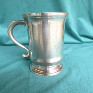 Victorian Pub Pint Mug