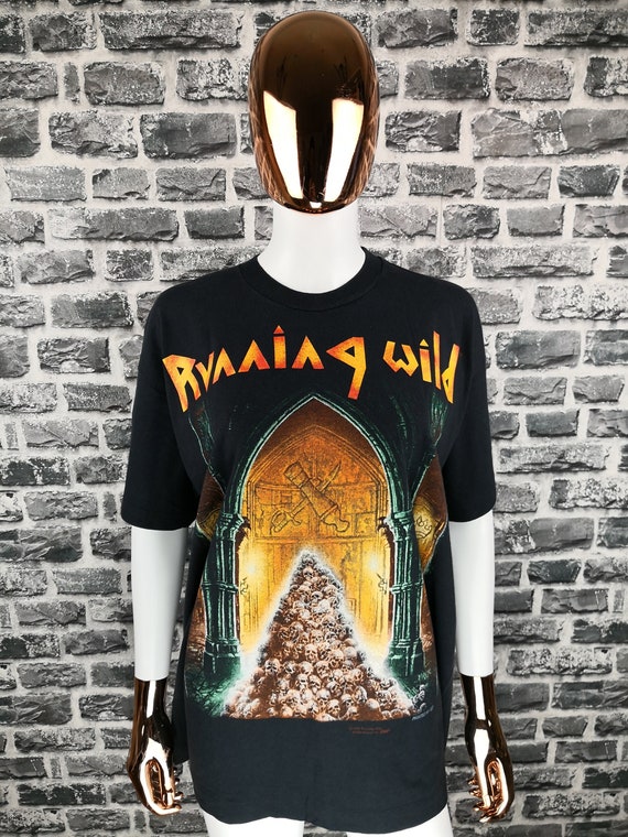 RUNNING WILD 1993 Vintage T-Shirt Pile of Skulls T