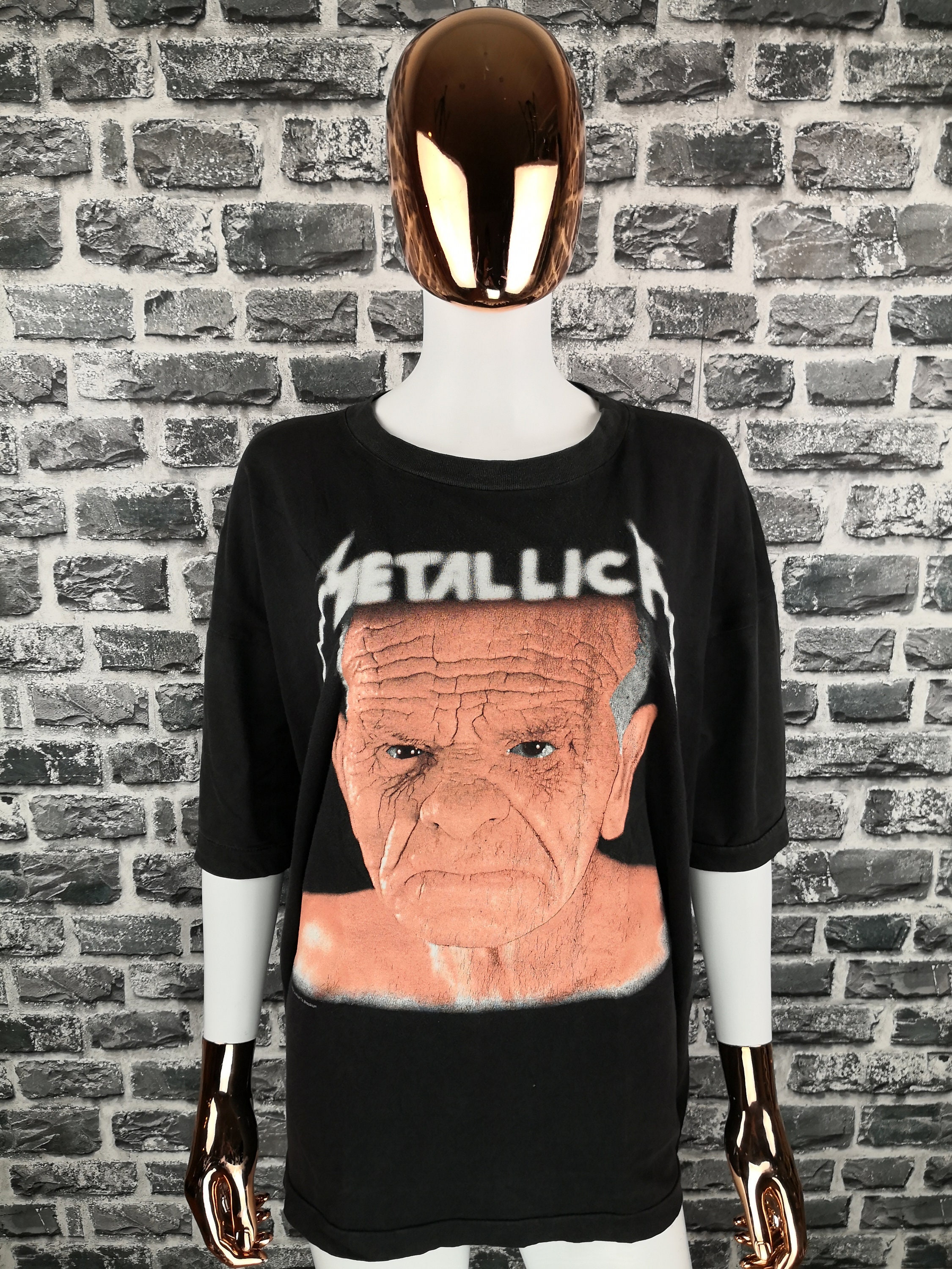 enter sandman t shirt