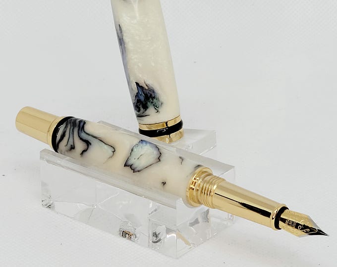 Handmade Fountain Pen – Pearlescent "Mother of Pearl" Acrylic