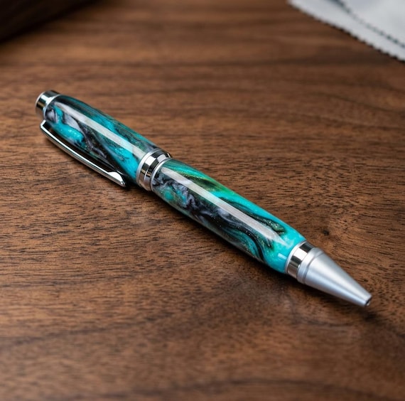 Handmade Luxury DiamondCast Cigar Pen, Satin Chrome & Chrome finish.