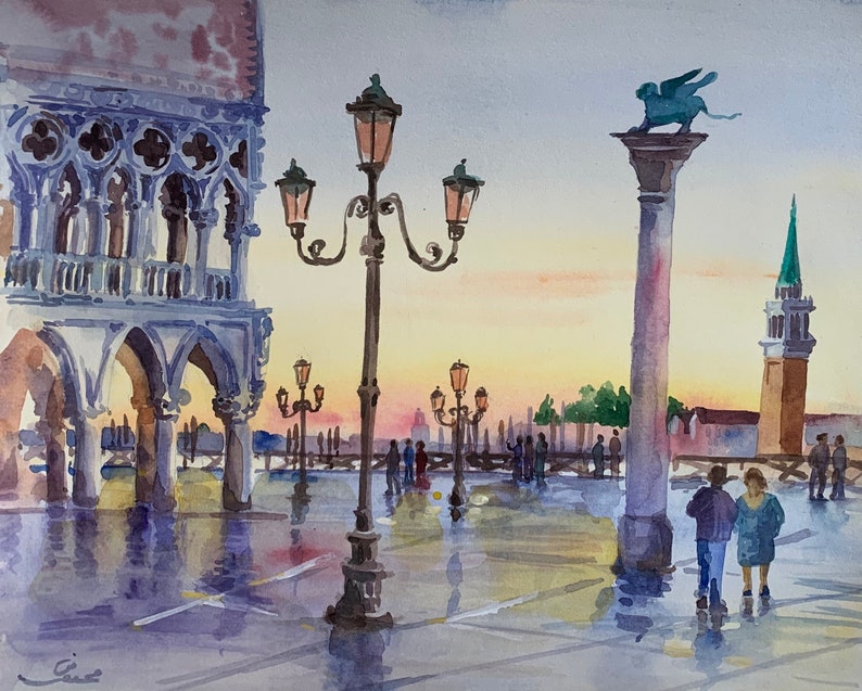 Puede incluir: Pintura acuarela de un paisaje urbano con un edificio alto, un puente y una farola. La escena est&aacute; pintada en tonos azules, grises y rosas, con una sensaci&oacute;n suave y de ensue&ntilde;o.