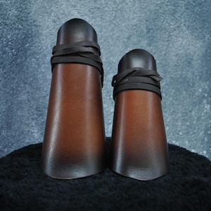 Leather bracers, leather bracers