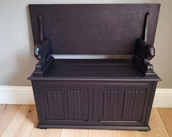 Antique Oak Monk's Bench with Lion Carvings, Storage, Hall Table (1930)