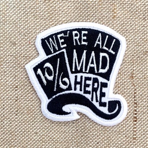 Hoed patches ijzer op Alice in Wonderland Hoed ijzer op perkamenten ijzer op patches voor Jassen borduur patch Patch voor rugzak Iron On Patch