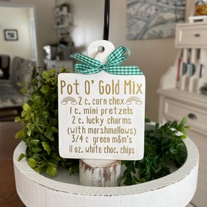 Pot o&#39; gold - St Paddy’s Day Tiered Tray Decor | St Patrick’s Day Tier Tray Decor | Irish Tiered Tray | Recipe mini sign