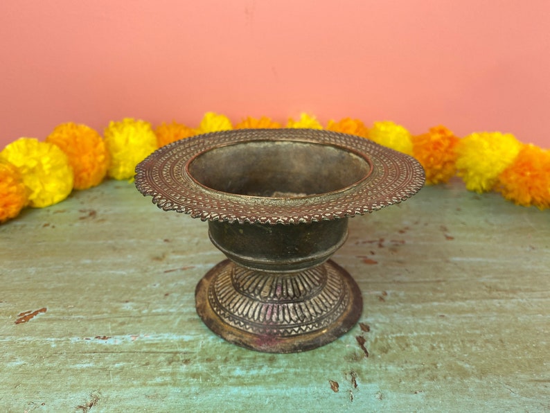 Antique Indian Brass Temple Oil Lamp Ghee Lamp Diya Puja Etsy UK