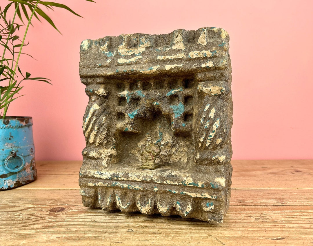 Stone Jharokha Lamp Niche - 19th Century Stone Jharokha Lamp Niche - 19th Century