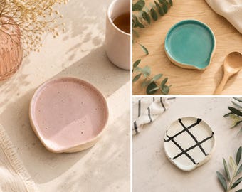 Poggia posate o mestolo in ceramica fatta a mano
