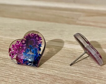 Pressed Flower Heart Studs: Botanical Jewelry