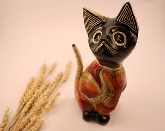 Straw Marquetry Cat Sculpture: Hand-Carved Wood Art