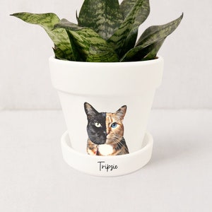 Cat Portrait Custom Planter | Cat Lover Gifts | Personalized Gift for Cat Mom | Pet Loss Gifts Cat | Plant Pot w/ Tray | Plants NOT included