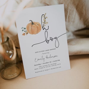 Peut inclure: Une invitation à une fête prénatale avec une illustration de citrouille et de feuillage d'automne. Le texte indique "Rejoignez-nous pour une fête prénatale en l'honneur d'Everly Anderson. Samedi 18 octobre, 12h00, 1001 Autumn St., Portland. RSVP : Linda au 123.321.1234 avant le 10/12. Enregistré chez Target & Nordstrom.com. Honeywild Paperie."