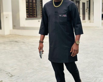 Elegante Afrikaanse herenkledingset - Kenny Dashiki-tuniekshirt en bijpassende broek - Perfect voor bruiloften en speciale gelegenheden