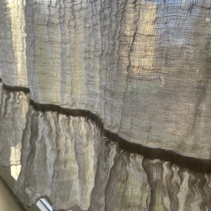 Grauer Leinen-Gaze-Vorhang mit Rüschen, Boho-Fenstervorhänge, durchsichtiger Vorhang, Bauernhaus-Vorhänge