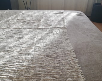 Linen bed runner, Natural and creamy linen bed scarf, Bed scarf with fringes, Linen throw, Bed throw, bed cover, Reversible, Custom
