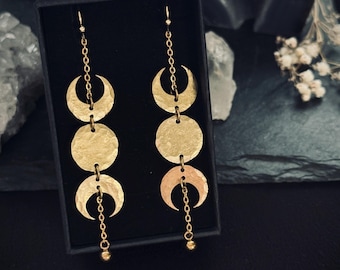 Moon phase earrings made of brass, long earrings, full moon, half moon, gold earrings, witchy, magical, mythology, witch, medieval, LARP