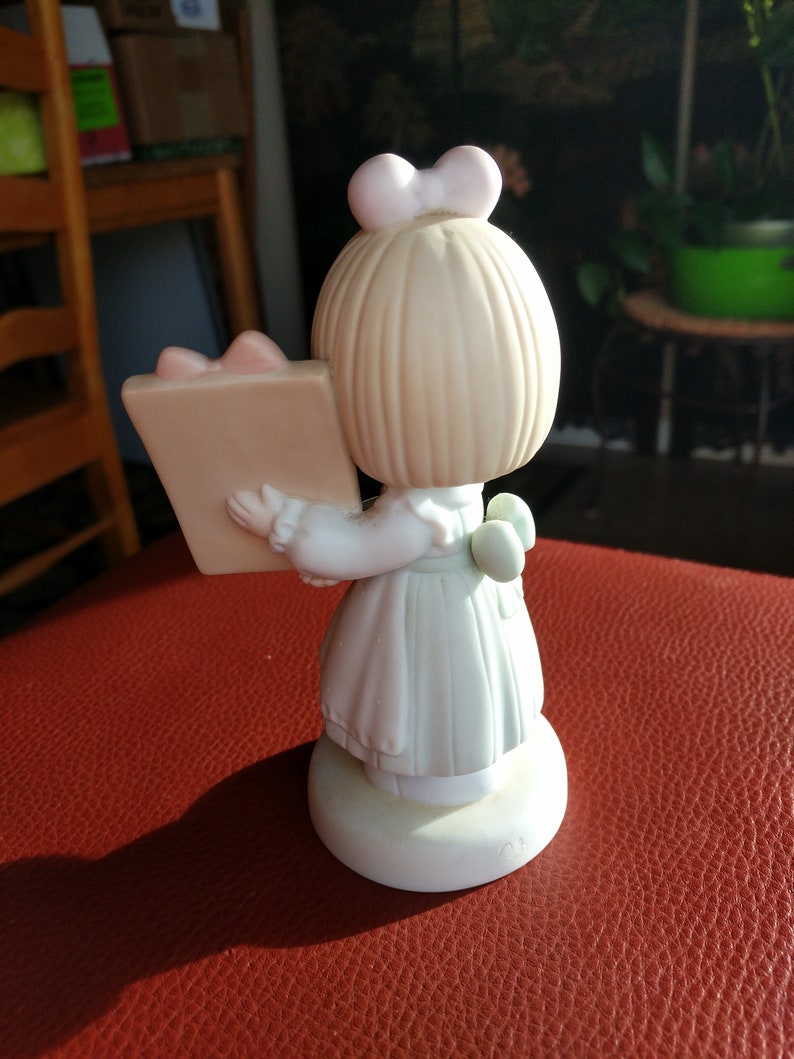 To a Very Special Mom /& Dad 1991 Vintage Precious Moments Figurine