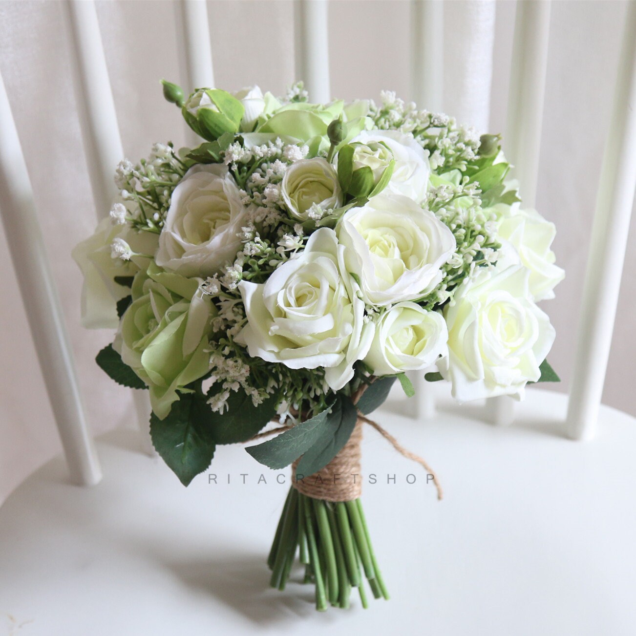 Bouquet da Sposa Per La Sposa, Bouquet da Sposa di Fiori Finti Per Matrimoni, Bouquet da Sposa Per Damigella D'onore, Manico Comodo Bellissimo Bouquet da Sposa Per La Decorazione Domestica(bianco