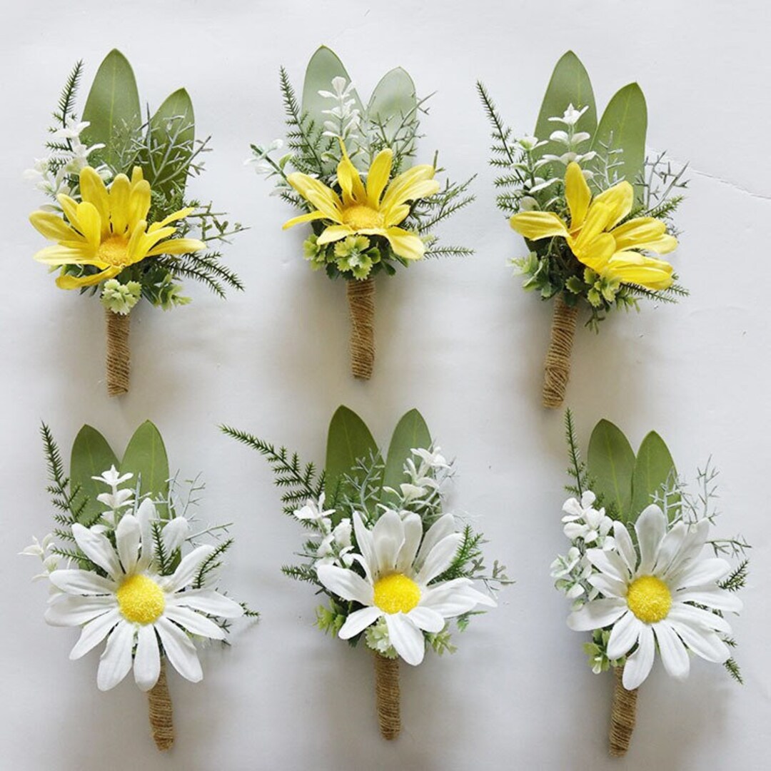 Artificial Daisy Corsage White Yellow Chrysanthemum Corsage Wedding