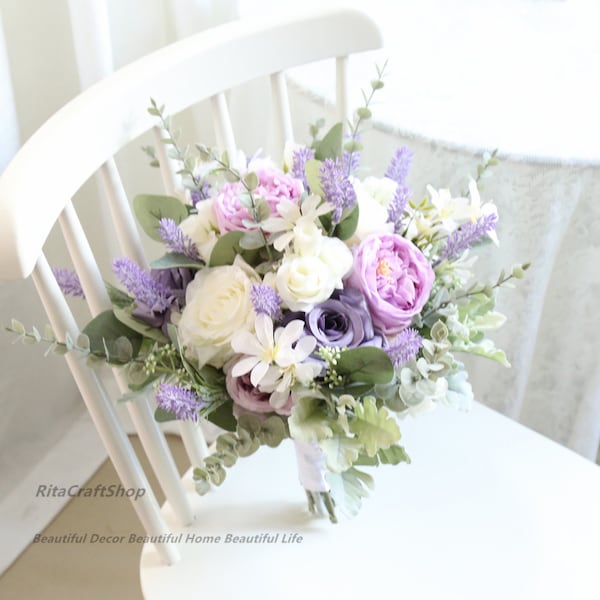 Bouquet de mariage violet clair et blanc crème / blanc violet clair / bouquet de mariage lilas / feuilles d'eucalyptus rose lavande