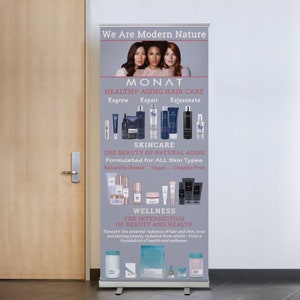 Monat Retractable Banner