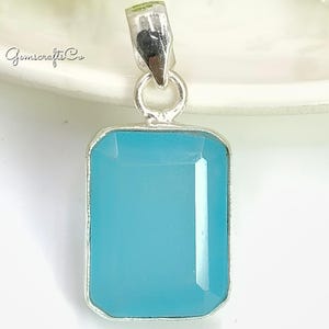 Sterlingzilveren ketting met blauwe chalcedoon: edelsteensieraden