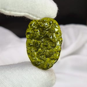 Cristallo di moldavite grezzo, pietra curativa di moldavite, pietra preziosa di moldavite grezza, cristallo di energia spirituale, moldavite ceca per la creazione di gioielli