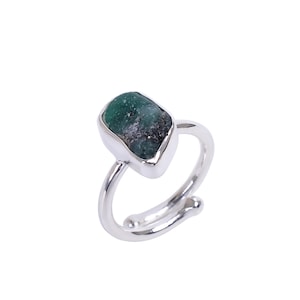 Emerald Raw Ring Sterling Silver Rough Emerald Crystal Ring Adjustable Green Gemstone Ring Natural Healing Crystal Jewelry 925 Silver Rings