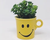 Retired Vintage Fiestaware Happy Face Sunflower Yellow Mug Retro Smiley Face 2003 READ Description