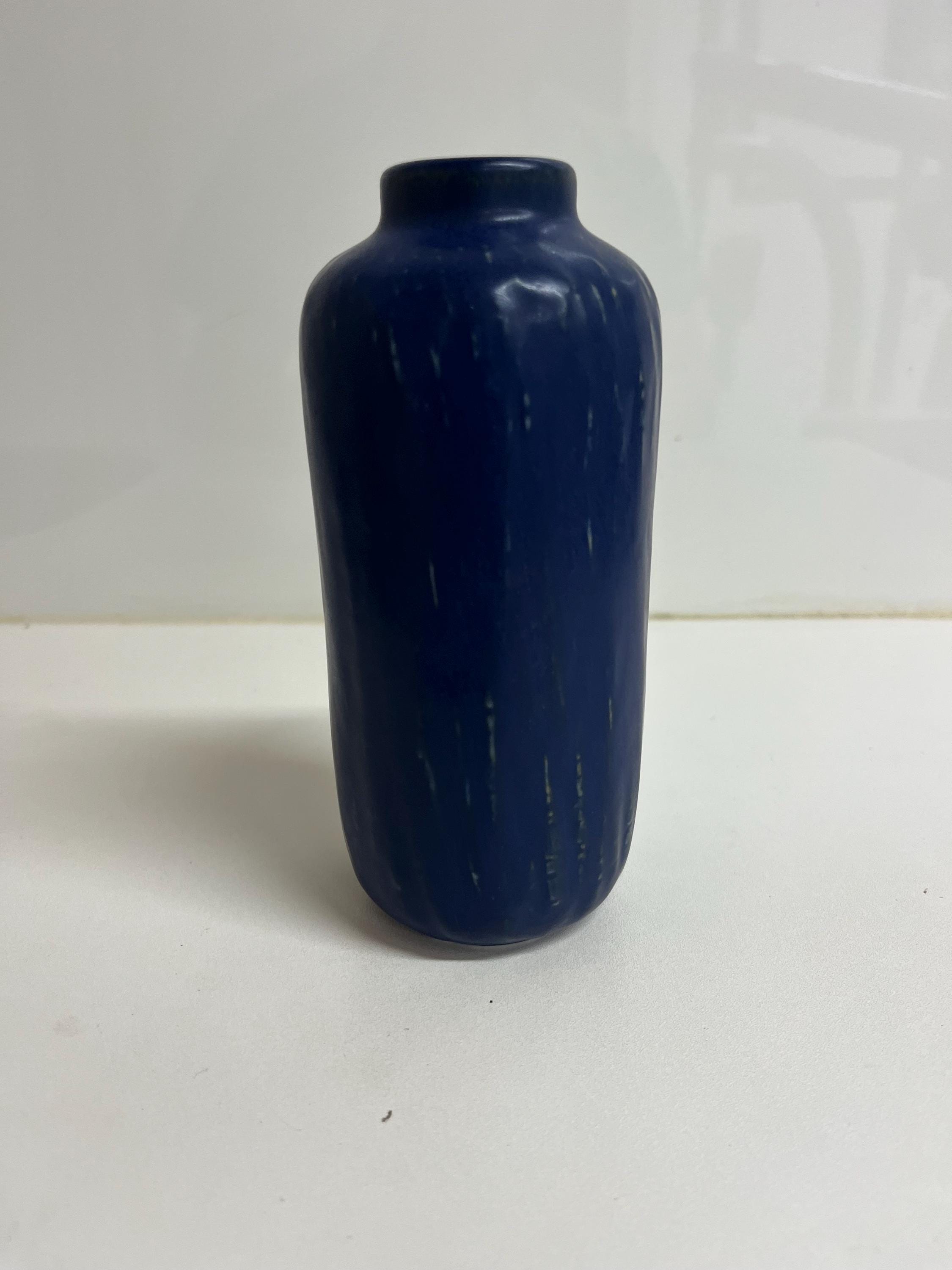 ロバスの花瓶、ロールストランド作、デザイン：グンナー・ニルンド