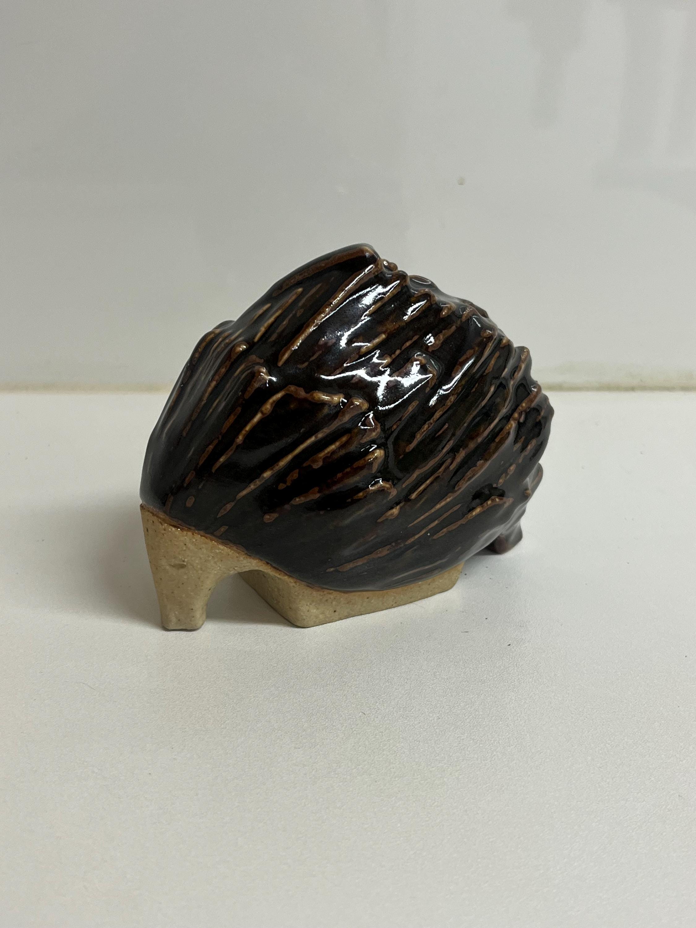 Bing & Grondahl hedgehog figurine - desginer Tut Fog