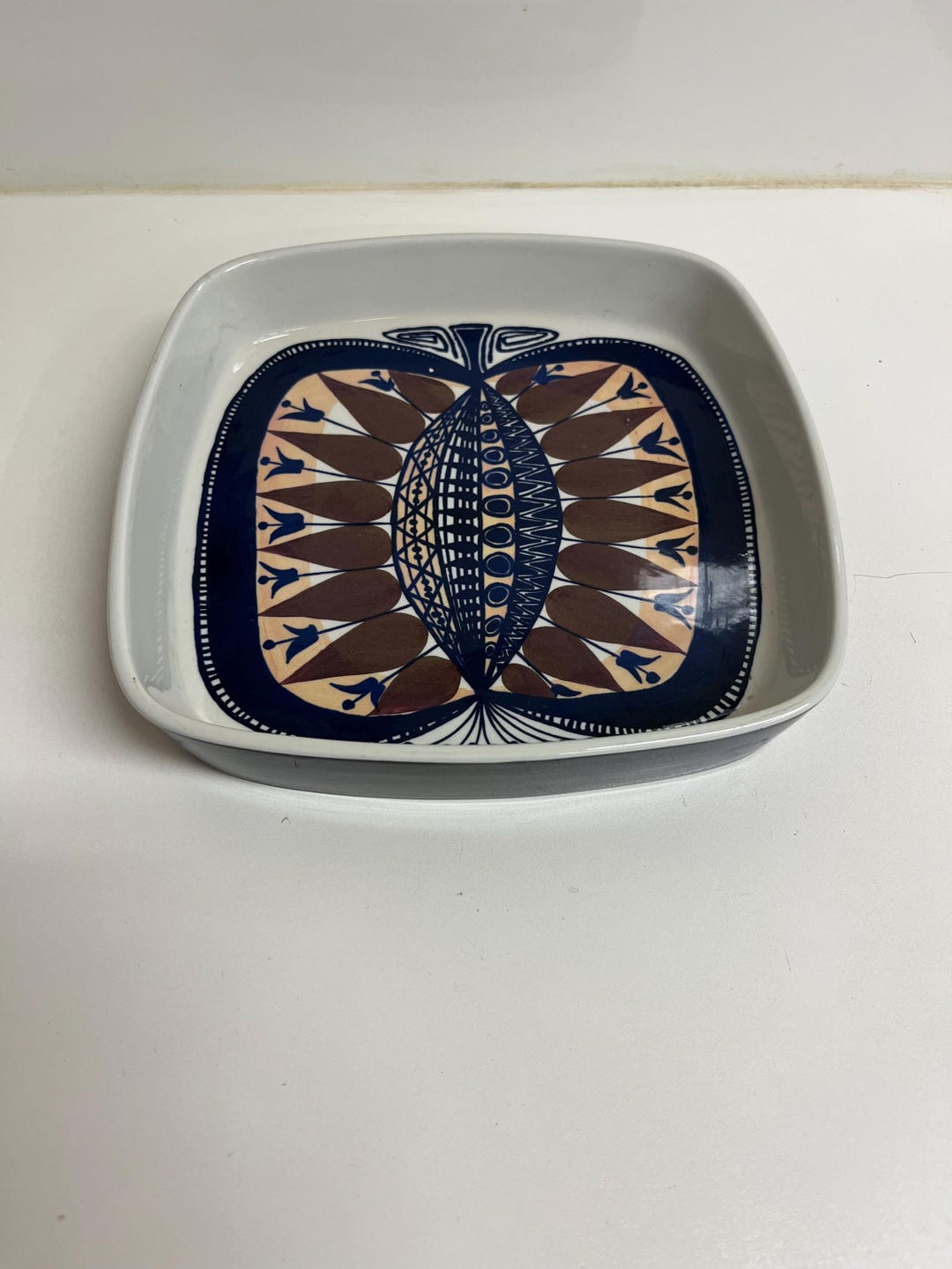 工芸品   Tenera / Beth Breyen Aluminia / Royal Copenhagen - Beth Breyen - 168/2884 - Tenera Dish