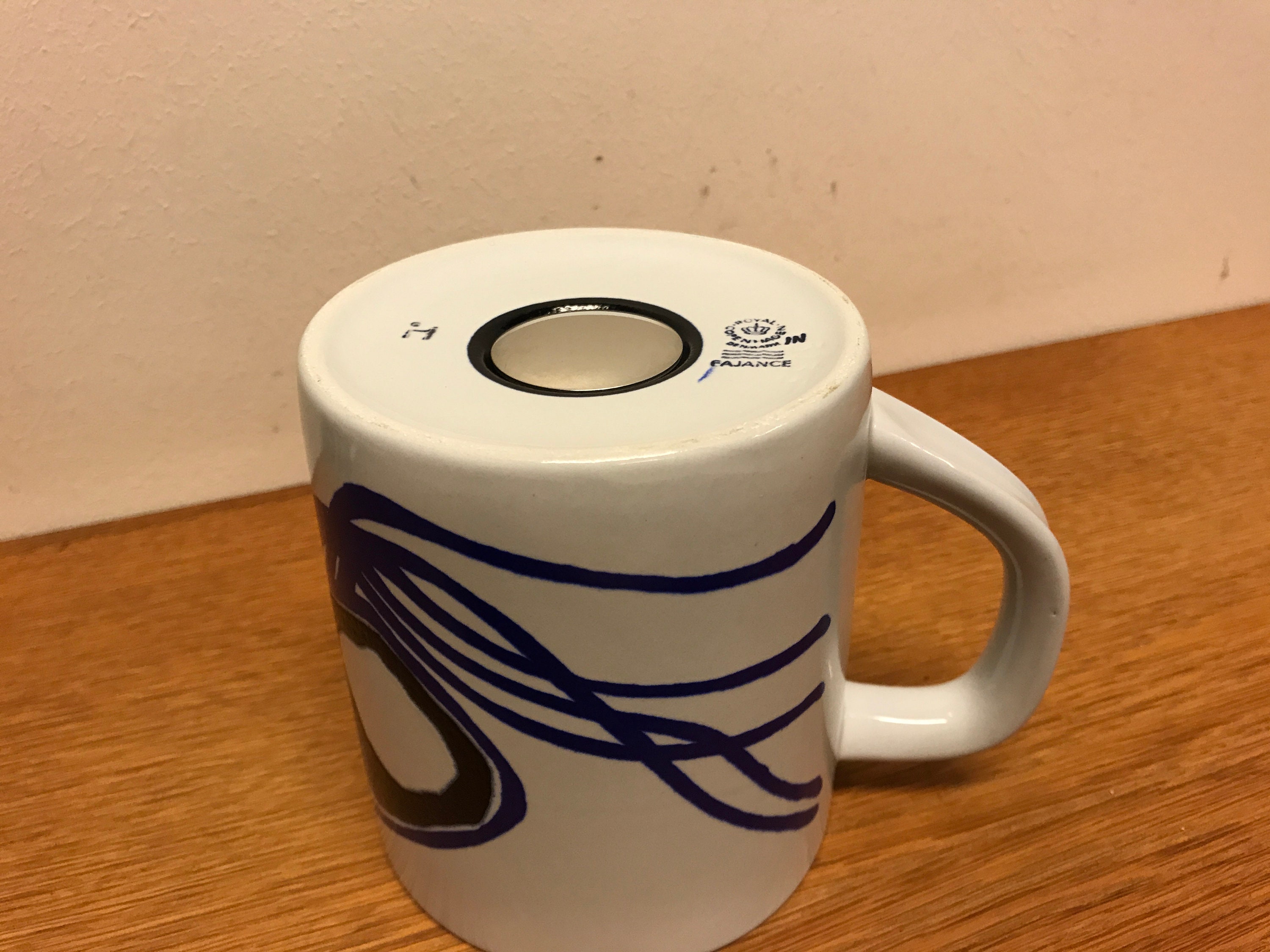 Royal Copenhagen Annual Mug 1986 - Large size - danish design