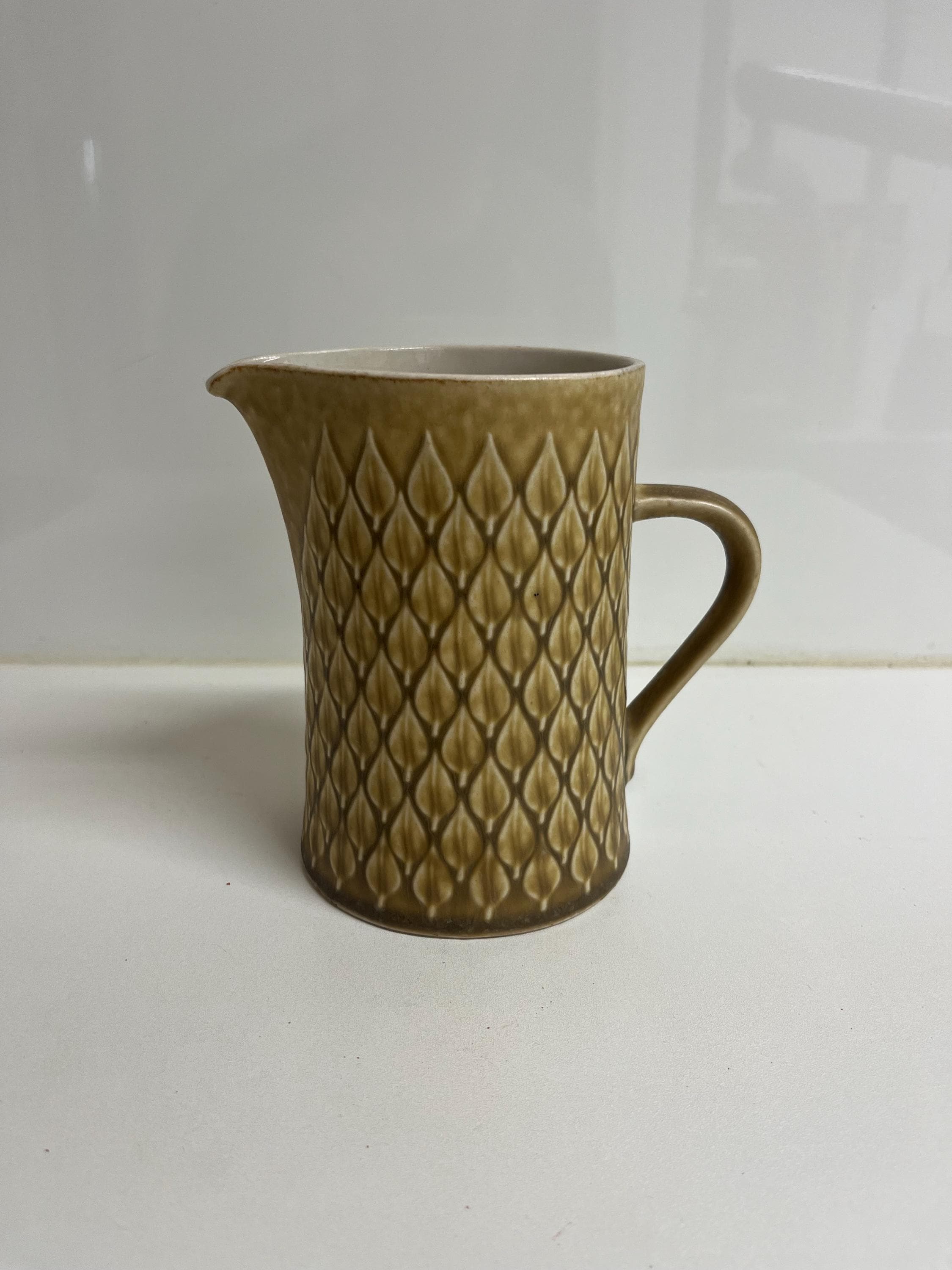 食器 ARABIA - Jens H.Quistgaard relief by Kronjyden Jens H Quistgaard - Relief Jug/pot - Kronjyden - 1960s