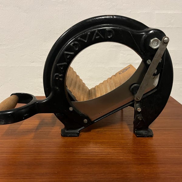 RAADVAD bread slicer / cutter - Black Breadcutter. Made in Denmark 1970s