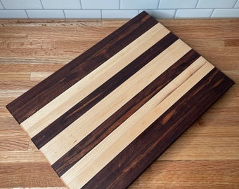 Edge Grain Cutting Board - Maple Wood/Caribbean Rosewood - Fully Seasoned