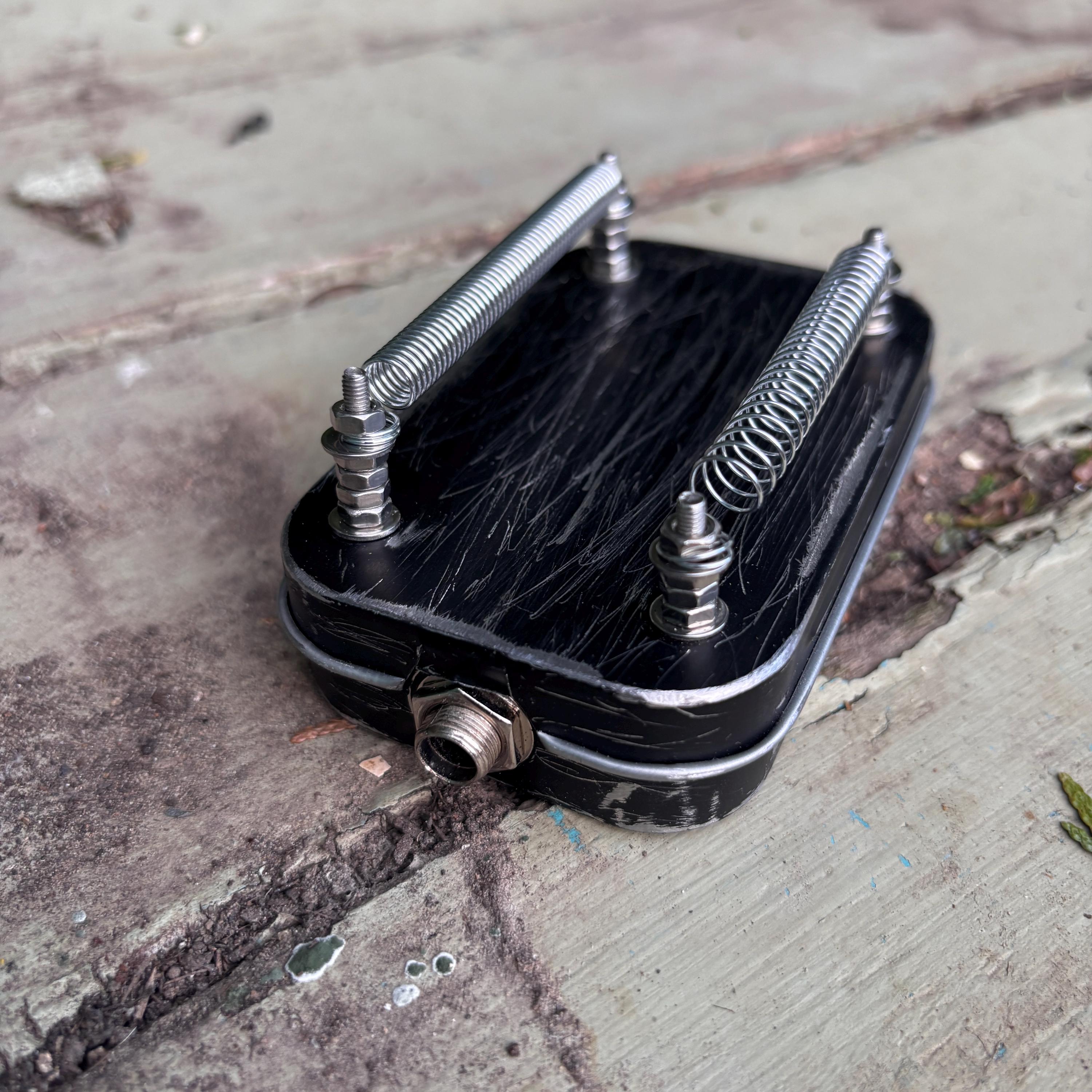 BLACK HARSH NOISE BOX【フルカスタムver】 Harsh Noise Box - Etsy