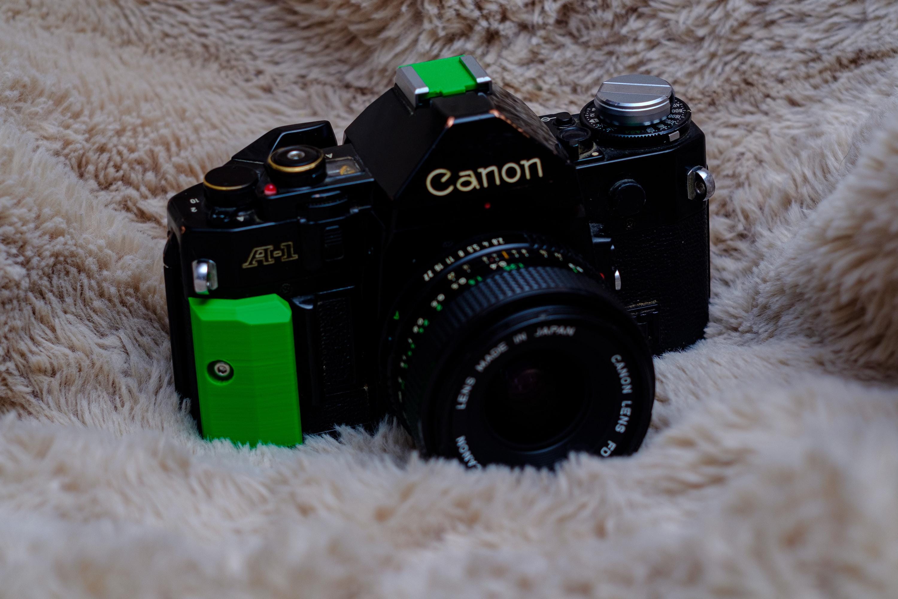 CANON AE-1 PROGRAM　50ｍｍ　グリップ、シグマzoomレンズ付 Canon A-1, or AE-1 Program Sports Grip - Genuine Canon parts | eBay