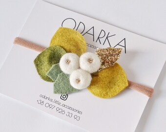White  Felt Holly Berry Christmas Headband, Felt Christmas White Headband,  Felt Flower Headband, Christmas Felt Flower, White Baby Headband