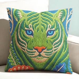 Jugendstil Grüner Tiger Kissenbezug, Smaragdgrüner Dschungelkern Kissenbezug, Maximalist Wildkatzen Akzent