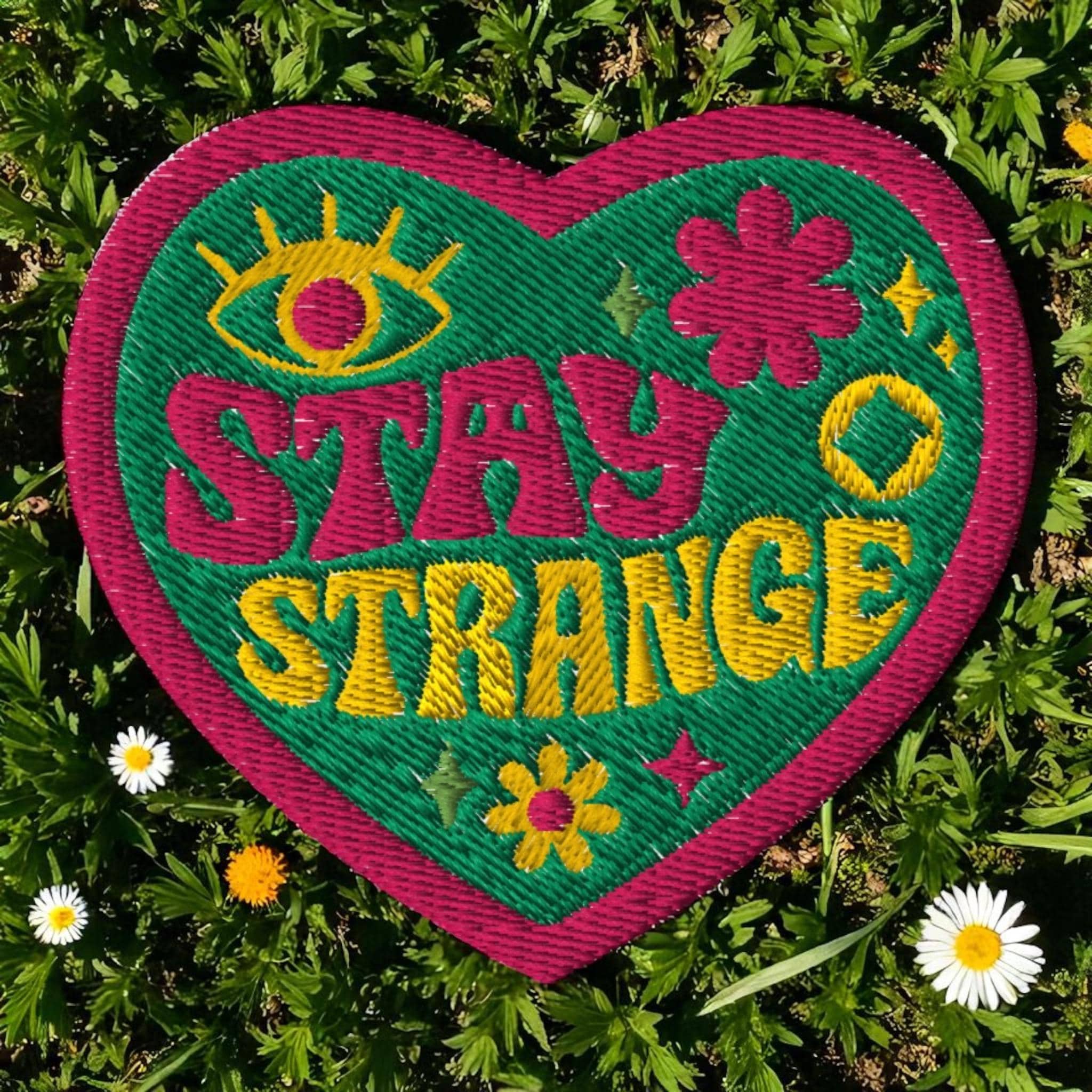 Weirdcore Stay Strange Patch: 70s Retro Heart Embroidery - Etsy Israel