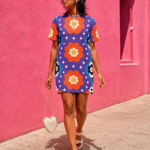 Retro 70s Daisy T-Shirt Dress, Maximalist Dopamine Dressing, Funky Groovy Festival Wear, Vibrant Purple Floral Shift, Quirky Alt Clothing
