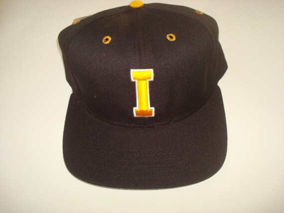 IOWA HAWKEYES Pro Line Snapback Script 
