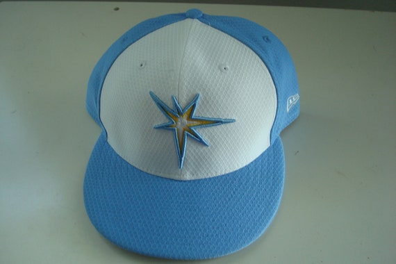TAMPA BAY RAYS New Era Fitted Sz 8 1/4 Script Vintage Hat Cap 