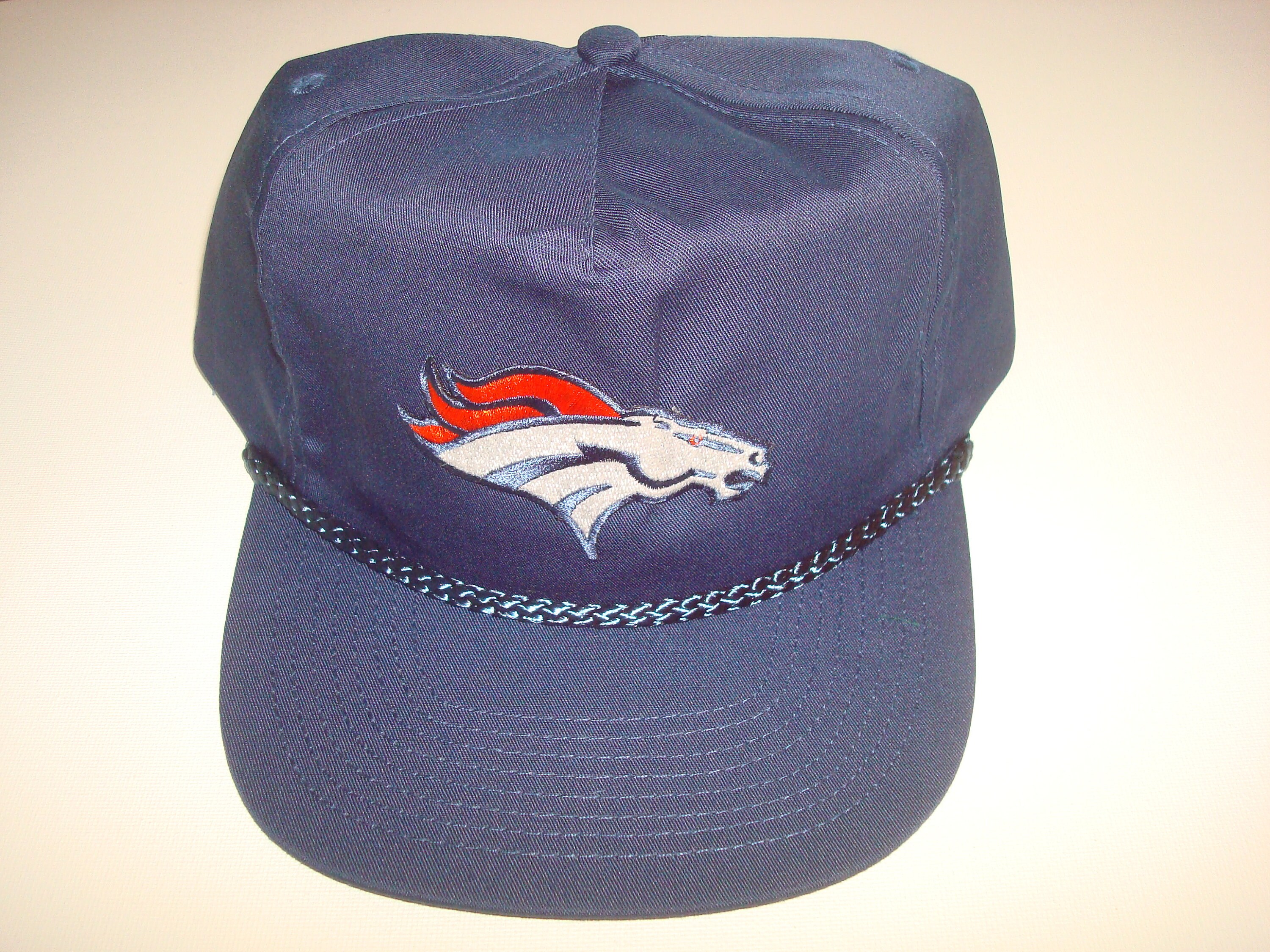 DENVER BRONCOS Rope Script Vintage 