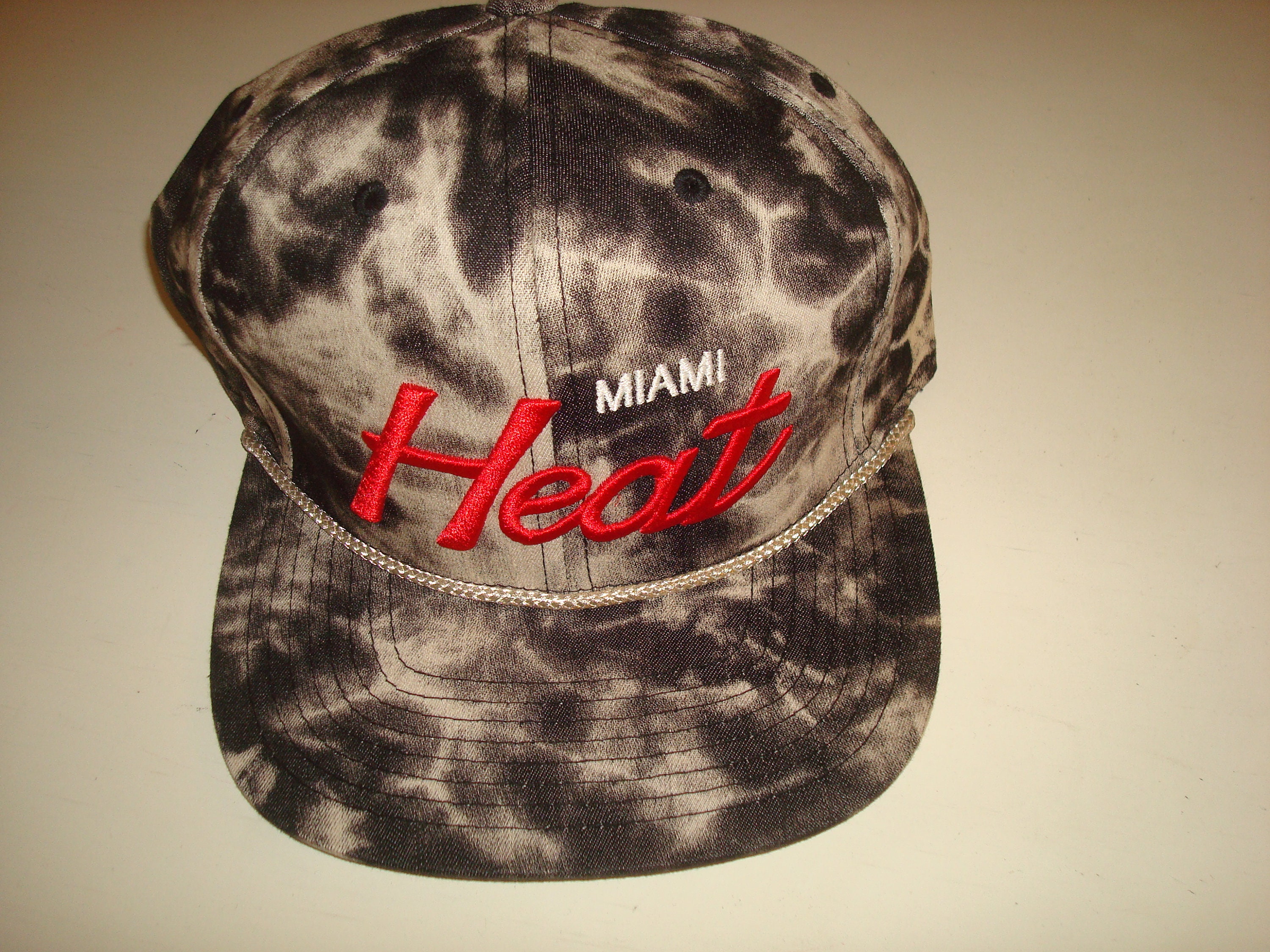 MIAMI HEAT TIE Dye Script Vintage 