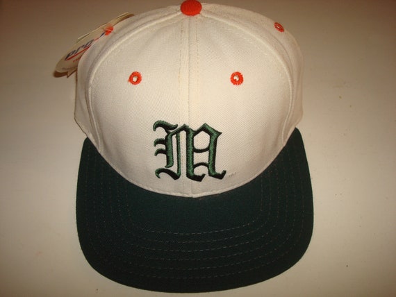 MIAMI HURRICANES Pro Line Vintage Hat 